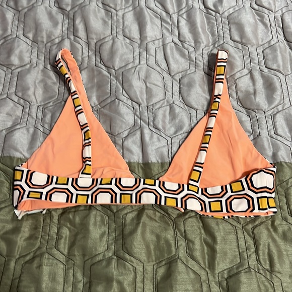 Tory Burch Geo Octagon Square bikini top size L - Picture 3 of 6